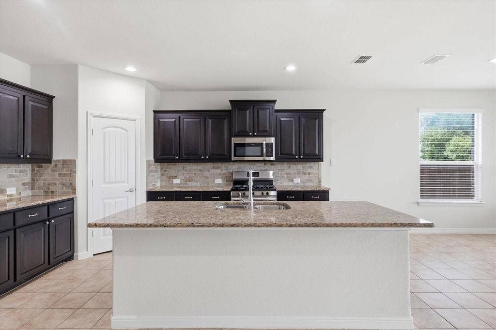 4312 Lost Creek Road, Denton, TX 76210
