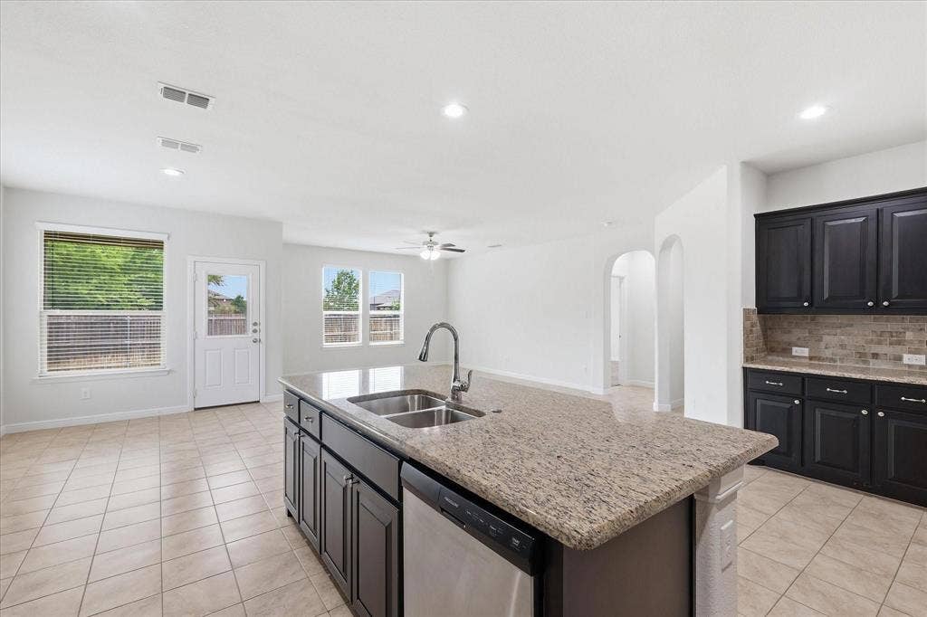 4312 Lost Creek Road, Denton, TX 76210