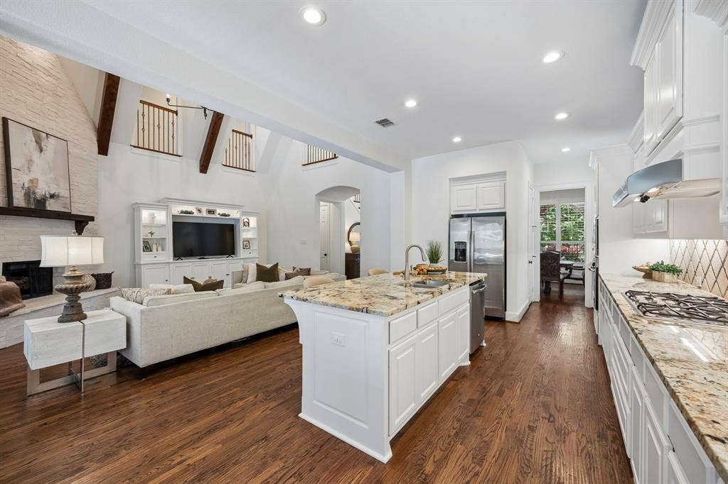 405 Cypress Garden Drive, McKinney, TX 75071 405 Cypress Garden Drive, McKinney, TX 75071
