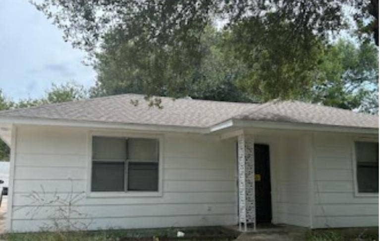 Property photo for 605 S Ann Street, Terrell, TX