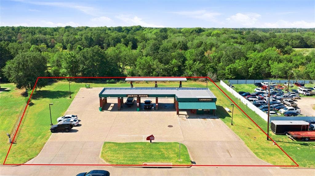 311 Us-175, Eustace, TX 75124 311 Us-175, Eustace, TX 75124