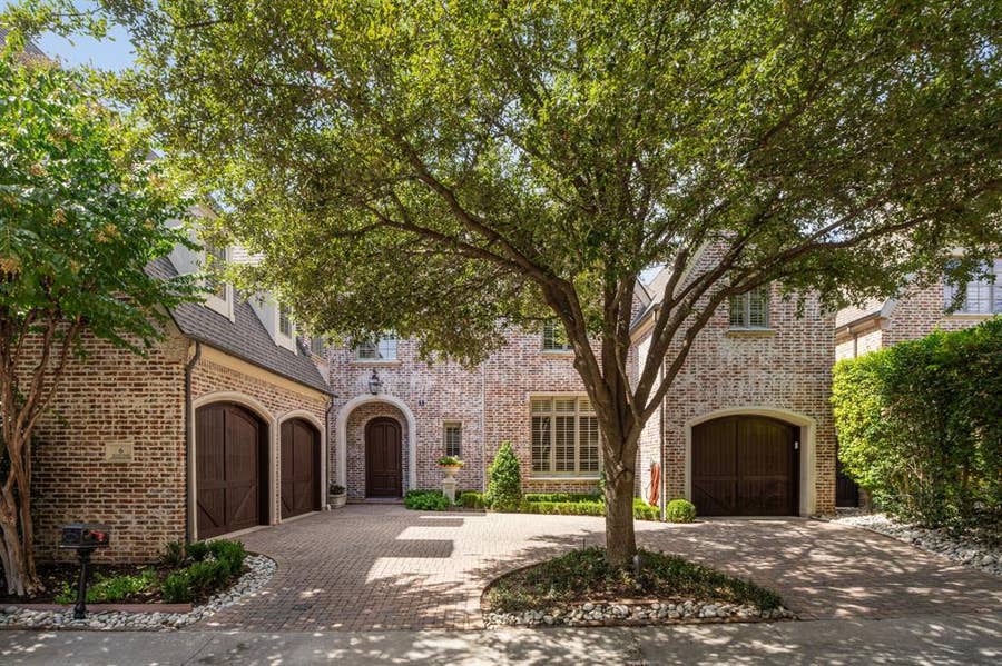 Property photo for 6 Bluff Park, Dallas, TX