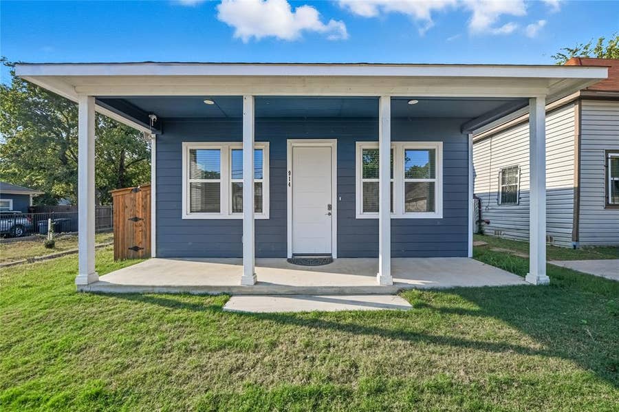 Property photo for 914 E Tucker Street, Fort Worth, TX