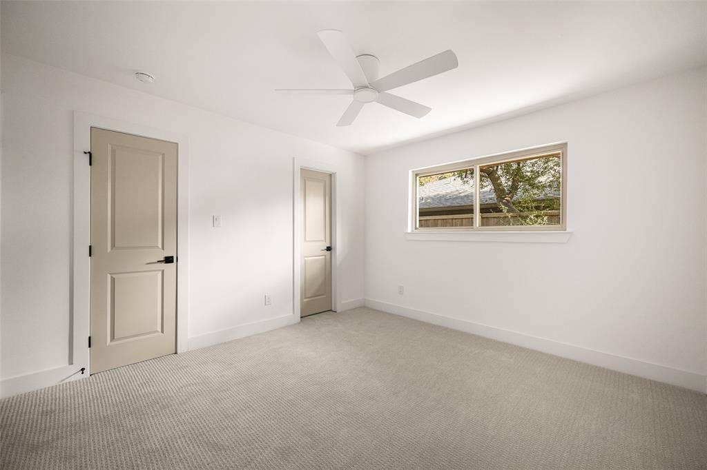 10656 Cox Lane, Dallas, TX 75229 10656 Cox Lane, Dallas, TX 75229