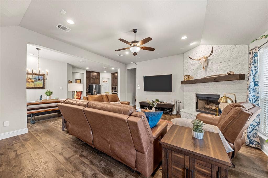 3140 Paint Horse, Robinson, TX 76706 3140 Paint Horse, Robinson, TX 76706