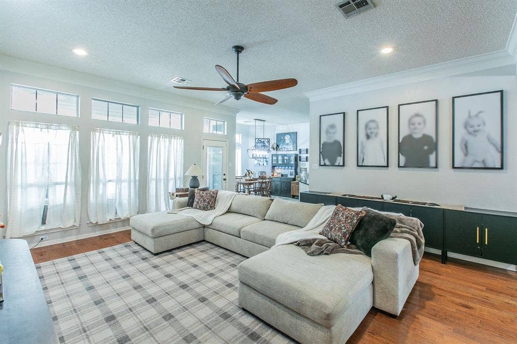 9505 Lost Trails Drive, Waco, TX 76712 9505 Lost Trails Drive, Waco, TX 76712