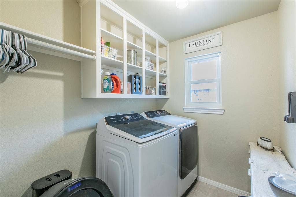 9505 Lost Trails Drive, Waco, TX 76712 9505 Lost Trails Drive, Waco, TX 76712