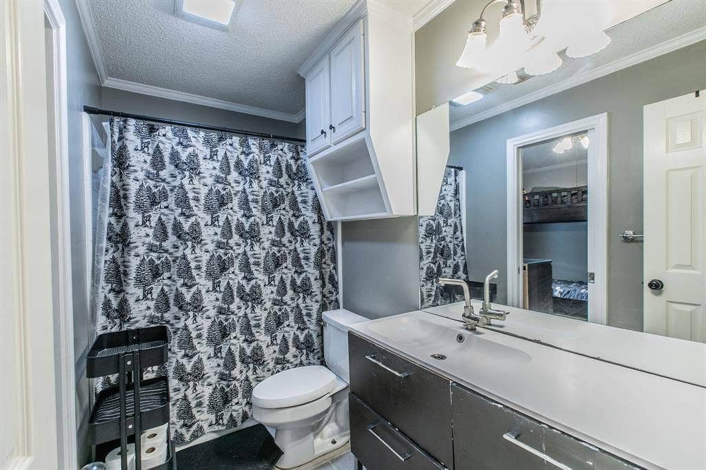 9505 Lost Trails Drive, Waco, TX 76712 9505 Lost Trails Drive, Waco, TX 76712