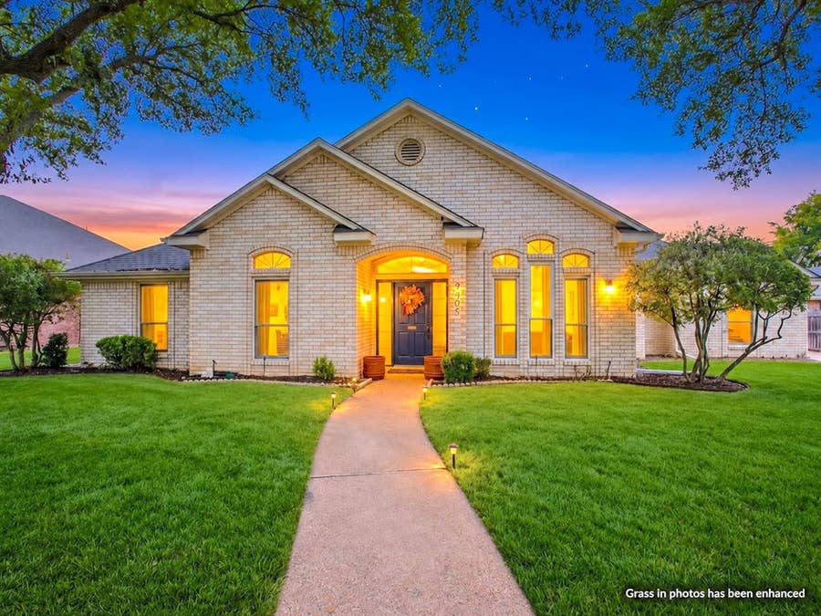 Property photo for 9505 Lost Trails Drive, Waco, TX