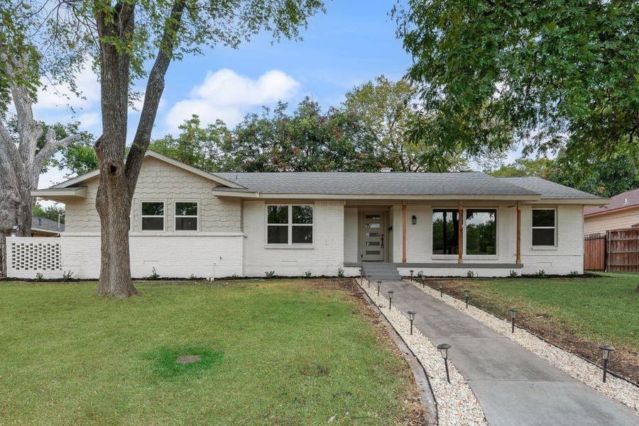 Property photo for 804 Brook Valley Lane, Dallas, TX