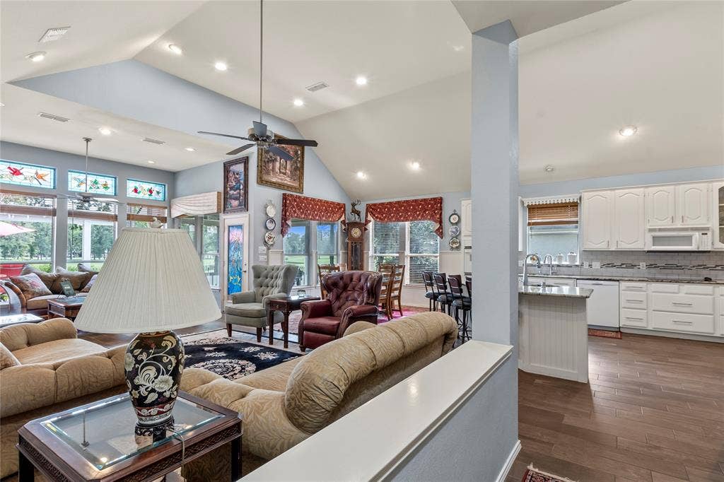 347 Saint Andrews Drive, Mabank, TX 75156 347 Saint Andrews Drive, Mabank, TX 75156