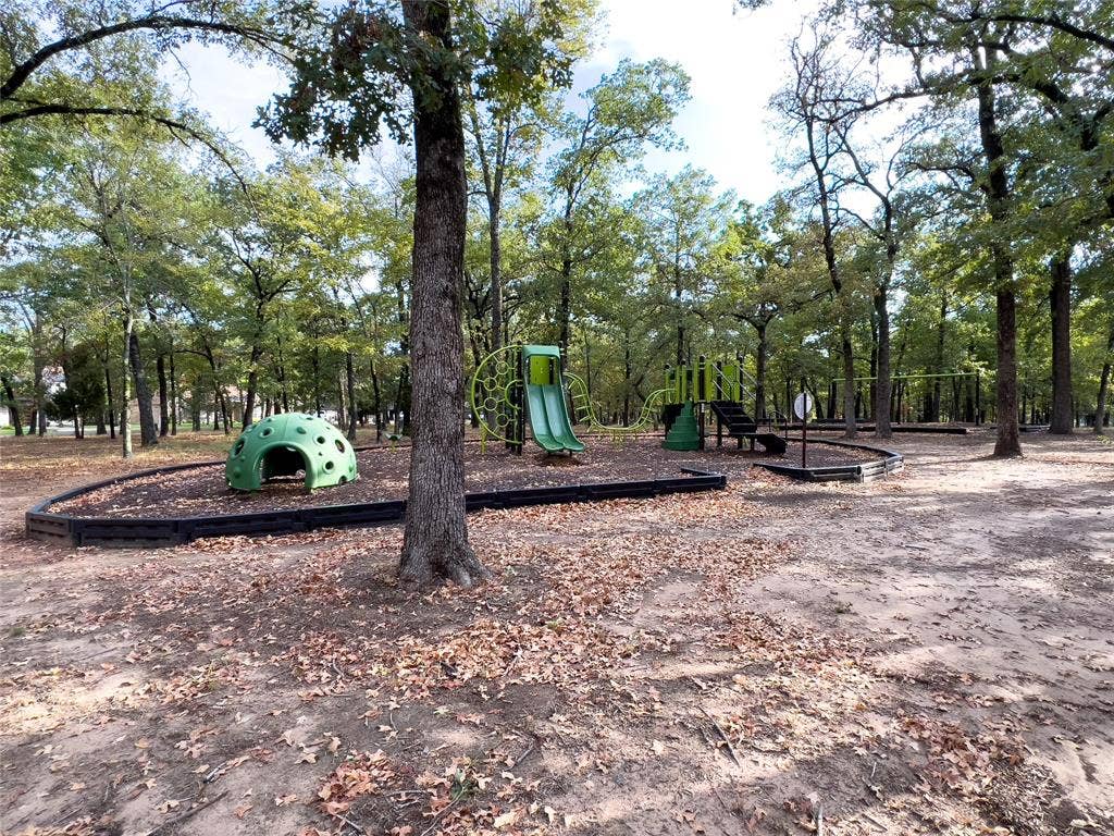 347 Saint Andrews Drive, Mabank, TX 75156 347 Saint Andrews Drive, Mabank, TX 75156