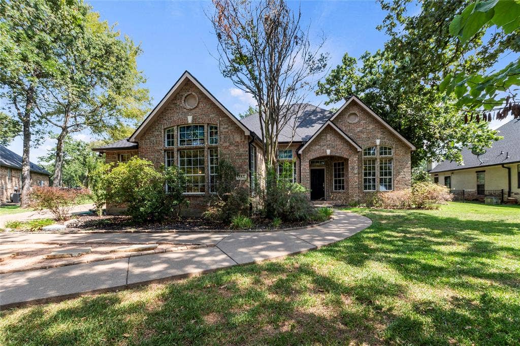347 Saint Andrews Drive, Mabank, TX 75156 347 Saint Andrews Drive, Mabank, TX 75156