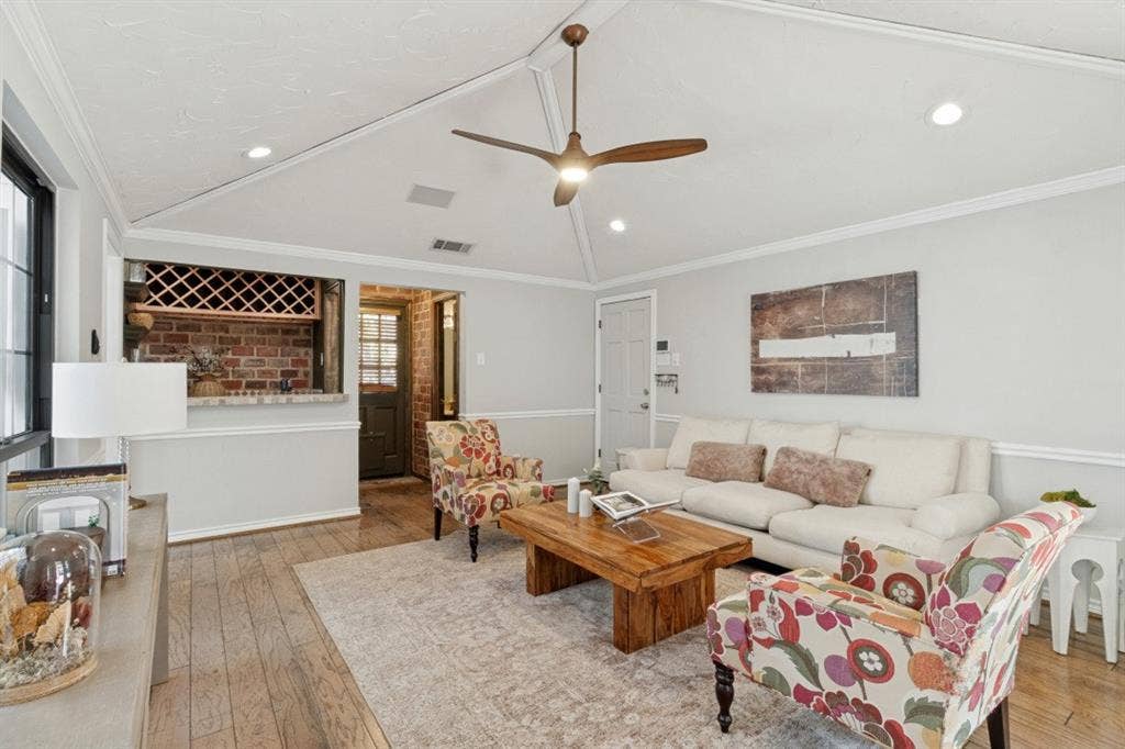 9006 Church Road, Dallas, TX 75231 9006 Church Road, Dallas, TX 75231