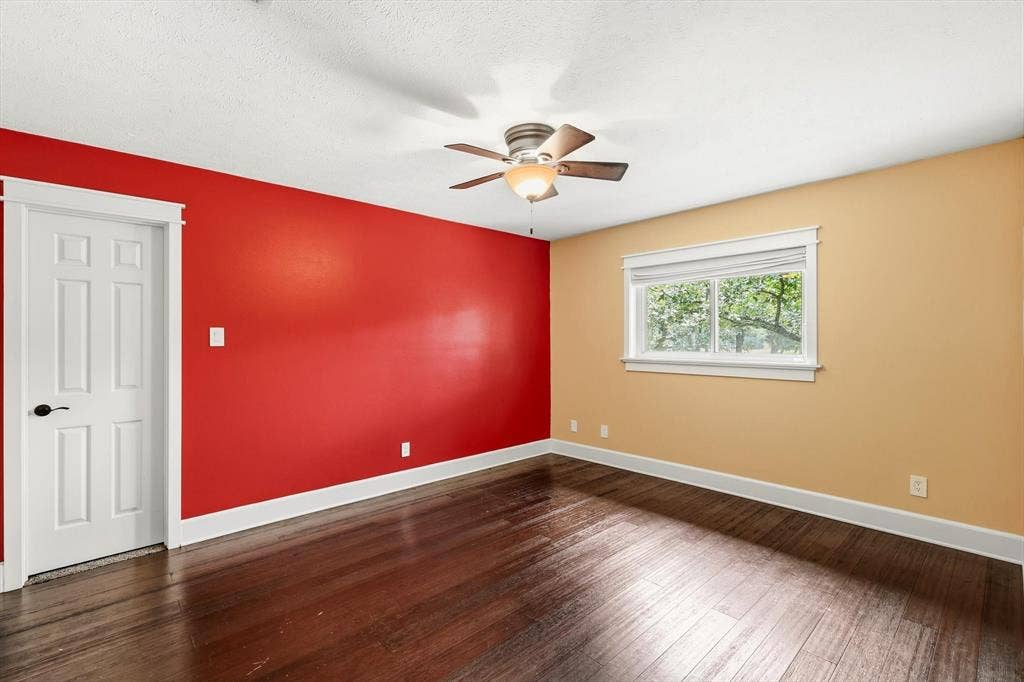 1331 Travis Street, Denton, TX 76205 1331 Travis Street, Denton, TX 76205