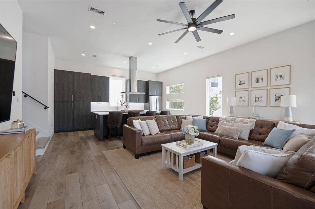 1865 Summit Avenue, #105, Dallas, TX 75206 1865 Summit Avenue, #105, Dallas, TX 75206