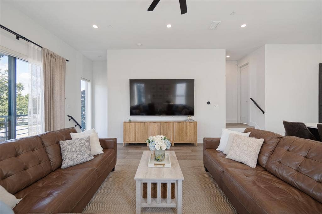 1865 Summit Avenue, #105, Dallas, TX 75206 1865 Summit Avenue, #105, Dallas, TX 75206