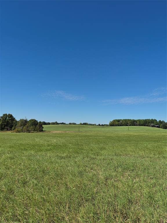 Property photo for 10705 S Main Street, New London, TX