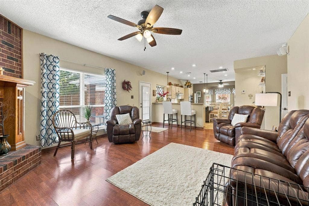 2506 Barger Court, Sachse, TX 75048 2506 Barger Court, Sachse, TX 75048