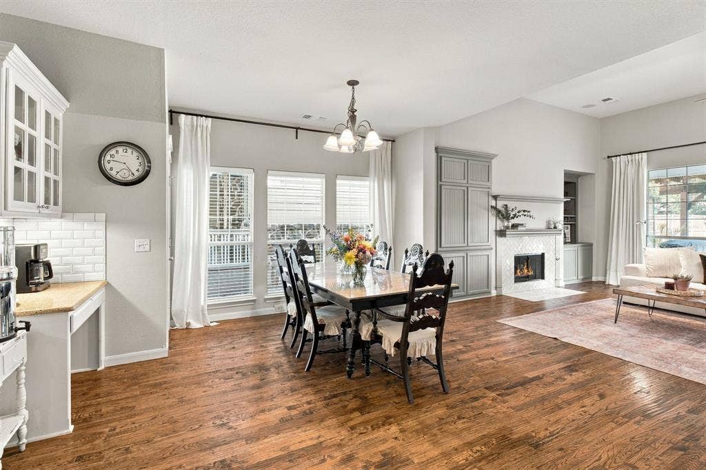 6816 Studebaker Drive, McKinney, TX 75071 6816 Studebaker Drive, McKinney, TX 75071