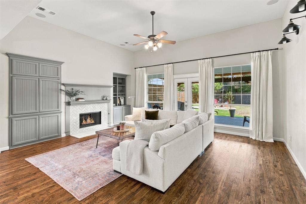 6816 Studebaker Drive, McKinney, TX 75071 6816 Studebaker Drive, McKinney, TX 75071