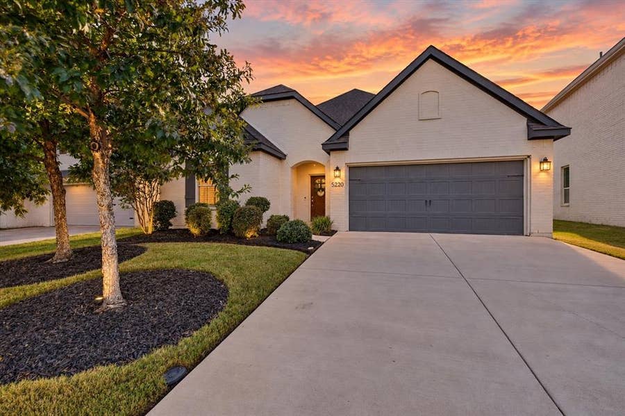 Property photo for 5220 Sonata Trail, Fort Worth, TX