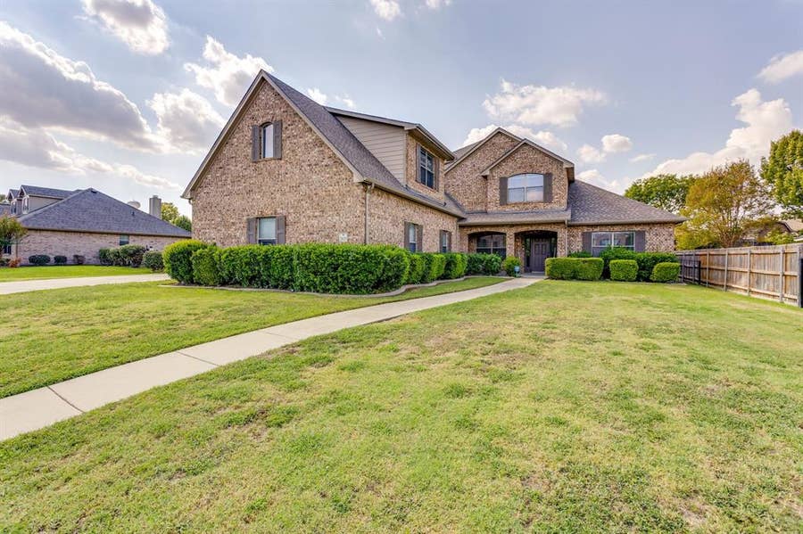 Property photo for 2620 Glen Ranch Drive, Burleson, TX