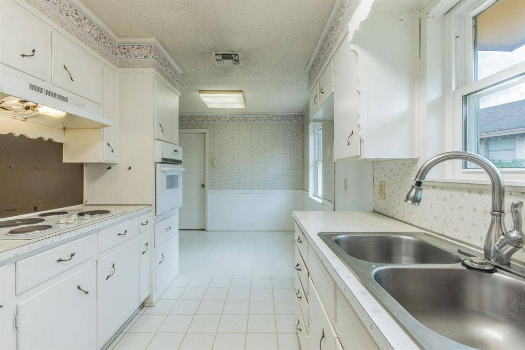 5719 Stratford Drive, Waco, TX 76710 5719 Stratford Drive, Waco, TX 76710