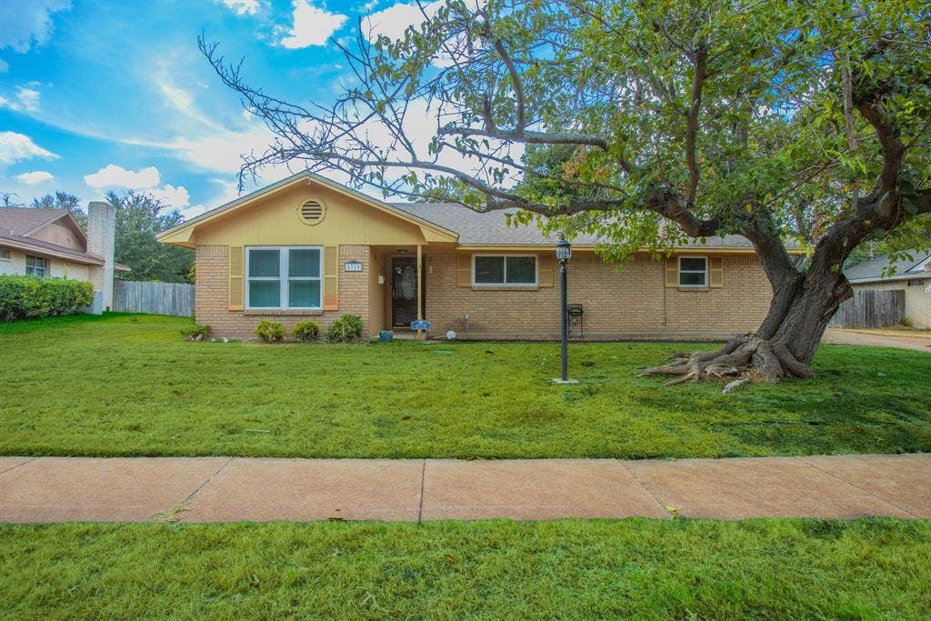 5719 Stratford Drive, Waco, TX 76710 5719 Stratford Drive, Waco, TX 76710