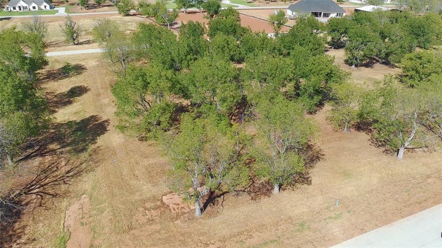 Property photo for 1430 Cirrus Loop, Granbury, TX