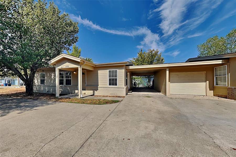 Property photo for 13753 Biggs Street, Dallas, TX