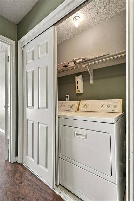3550 Country Square Drive, #304, Carrollton, TX 75006 3550 Country Square Drive, #304, Carrollton, TX 75006