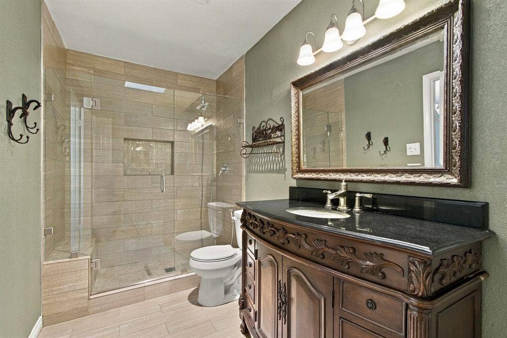 3550 Country Square Drive, #304, Carrollton, TX 75006 3550 Country Square Drive, #304, Carrollton, TX 75006