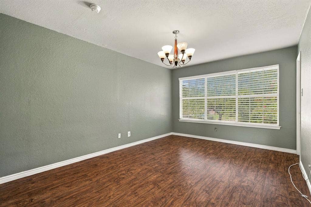 3550 Country Square Drive, #304, Carrollton, TX 75006 3550 Country Square Drive, #304, Carrollton, TX 75006
