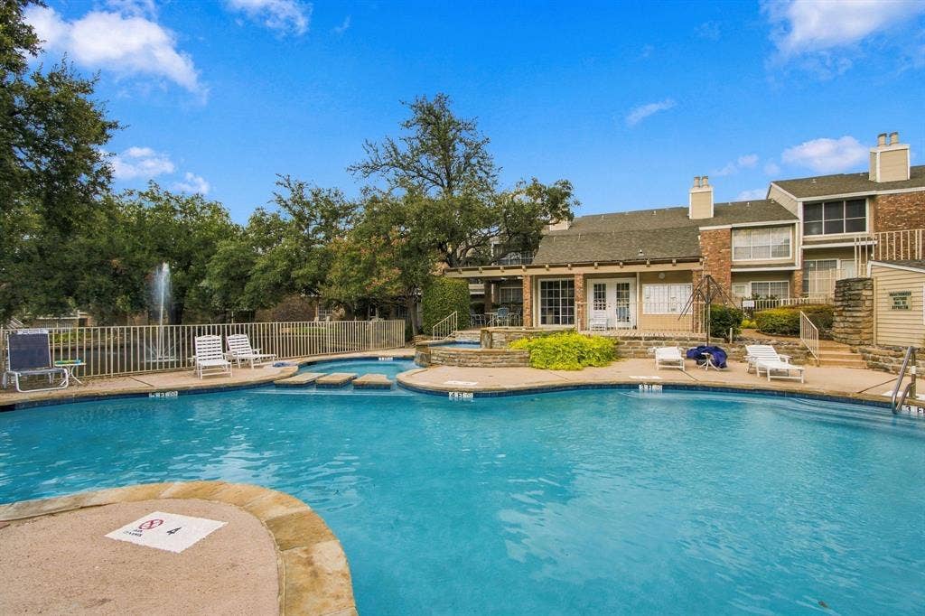 3550 Country Square Drive, #304, Carrollton, TX 75006 3550 Country Square Drive, #304, Carrollton, TX 75006