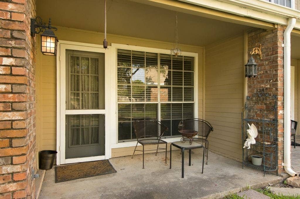 3550 Country Square Drive, #304, Carrollton, TX 75006 3550 Country Square Drive, #304, Carrollton, TX 75006
