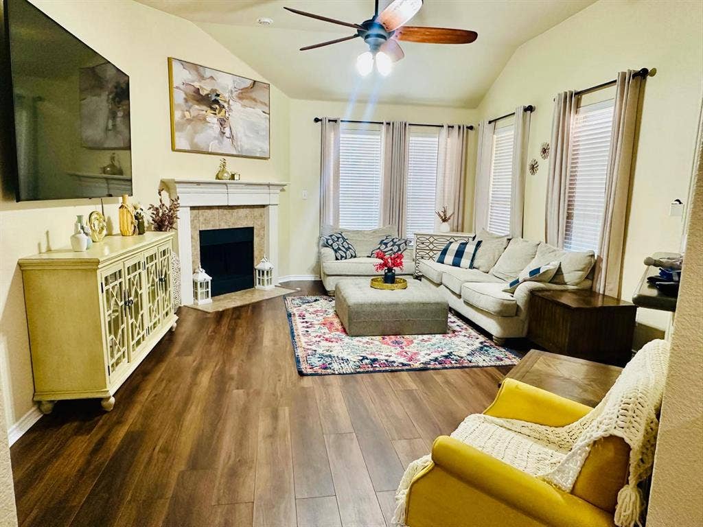 717 Beau Drive, Wylie, TX 75098 717 Beau Drive, Wylie, TX 75098