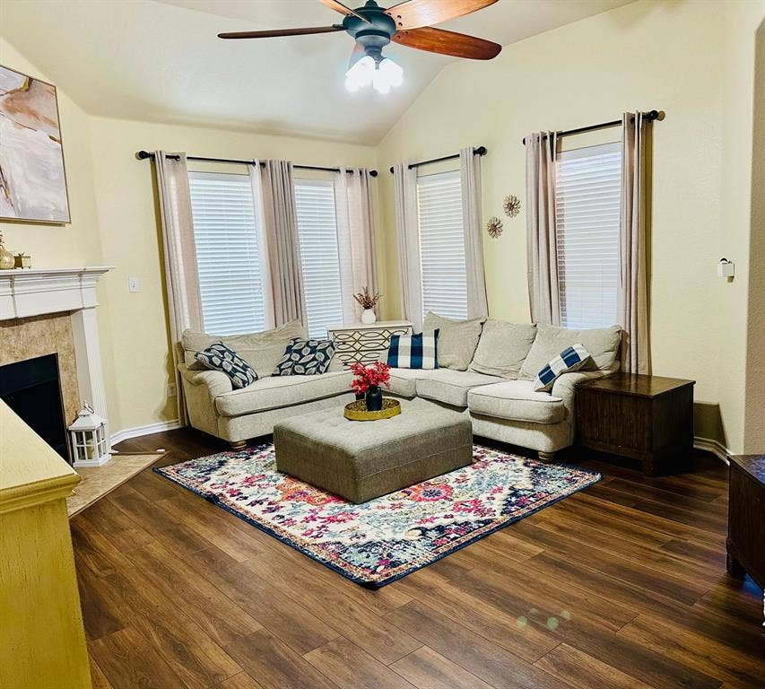 717 Beau Drive, Wylie, TX 75098 717 Beau Drive, Wylie, TX 75098