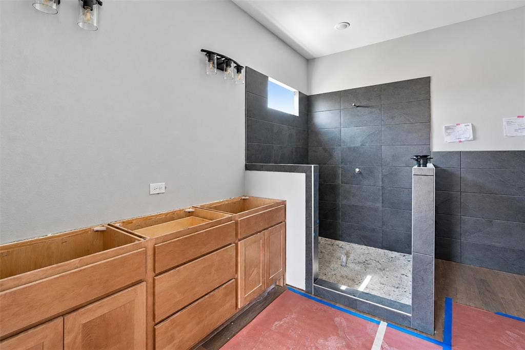 1312 Tahonta Drive, Hewitt, TX 76643 Additional content