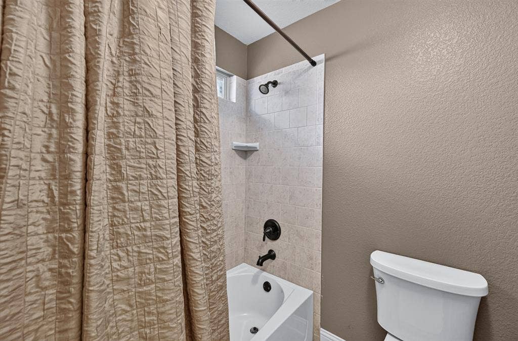 809 Wimberly Circle, McKinney, TX 75072 809 Wimberly Circle, McKinney, TX 75072