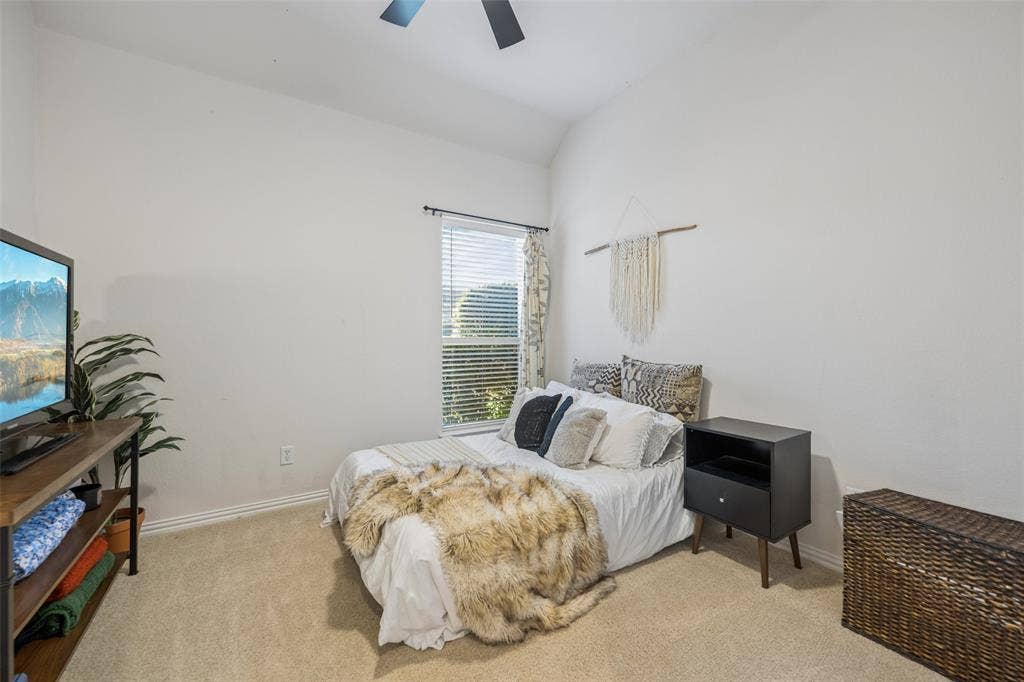 402 Brookside Drive, Lake Dallas, TX 75065 402 Brookside Drive, Lake Dallas, TX 75065