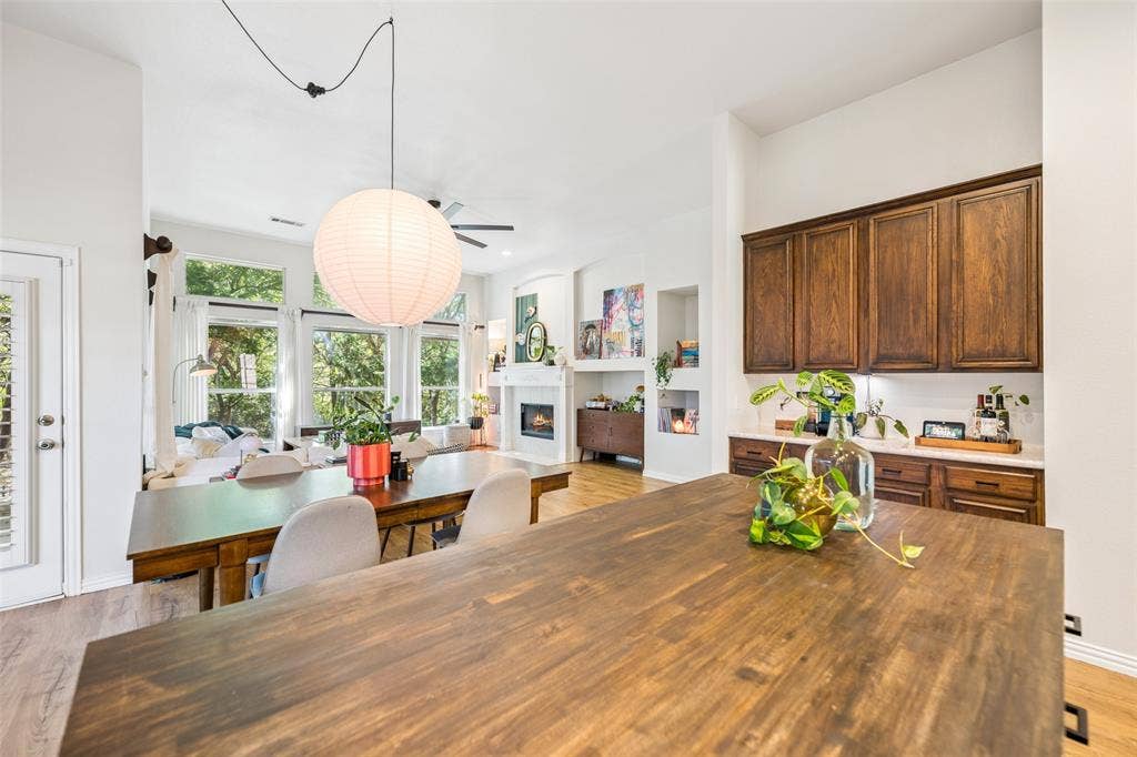 402 Brookside Drive, Lake Dallas, TX 75065 402 Brookside Drive, Lake Dallas, TX 75065