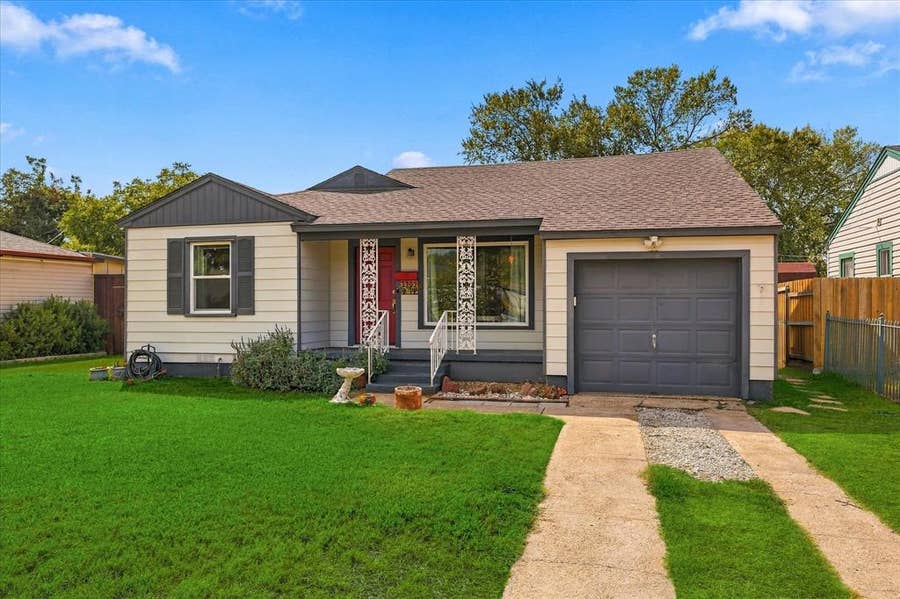 Property photo for 3202 Casino Drive, Dallas, TX