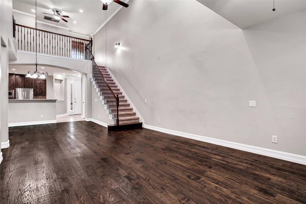 4817 BAYVIEW Drive, Plano, TX 75093 Since the rooms blend and flow so easily, you have a lot of versatility in how you use the space. Make it your own! Sofa and Large Print in garage can stay or go! New tenant decides.