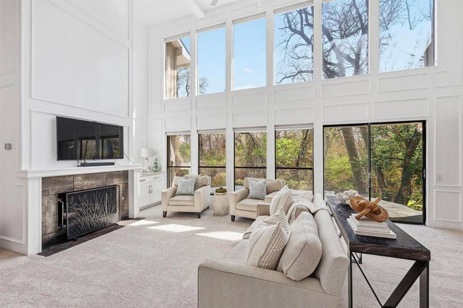 Property photo for 3718 Wooded Creek Drive, Farmers Branch, TX