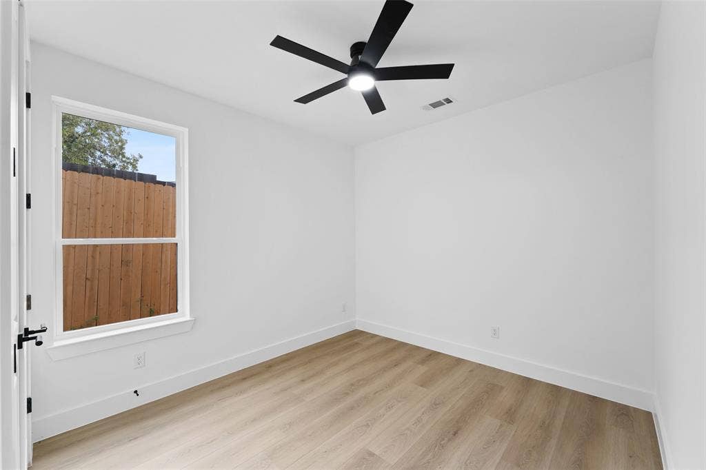 511 Avenue J, Dallas, TX 75203 511 Avenue J, Dallas, TX 75203