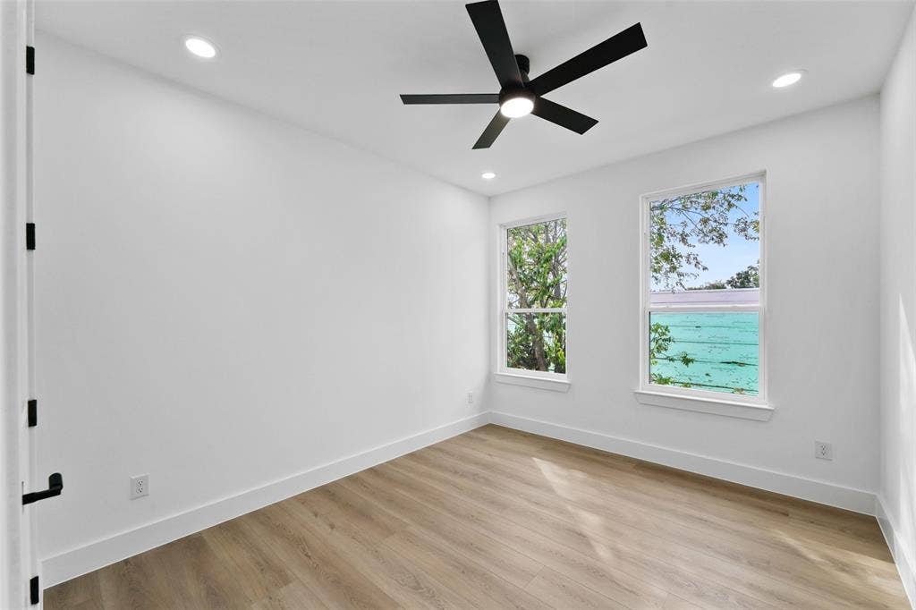 511 Avenue J, Dallas, TX 75203 511 Avenue J, Dallas, TX 75203