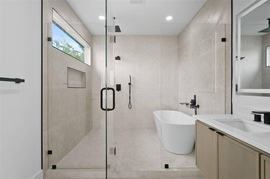 511 Avenue J, Dallas, TX 75203 511 Avenue J, Dallas, TX 75203