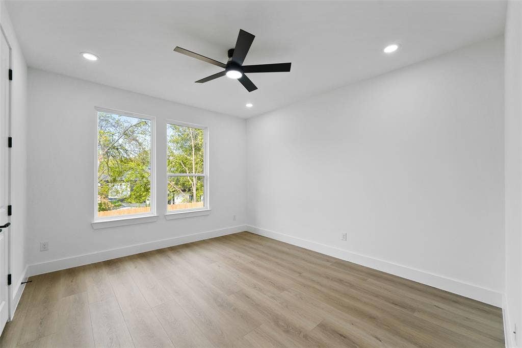 511 Avenue J, Dallas, TX 75203 511 Avenue J, Dallas, TX 75203