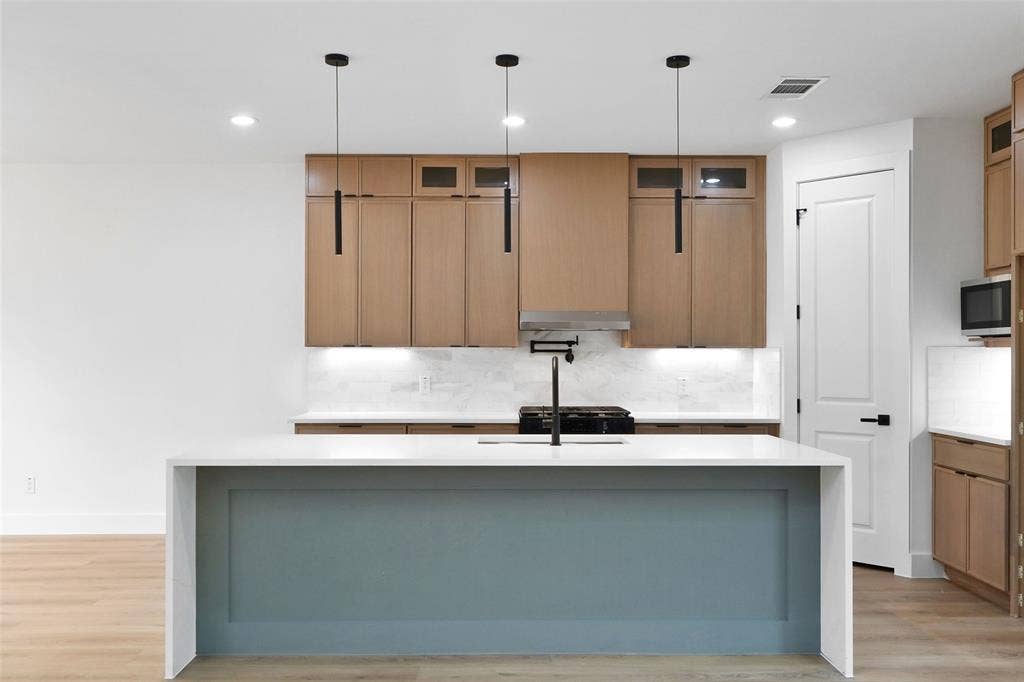 511 Avenue J, Dallas, TX 75203 511 Avenue J, Dallas, TX 75203